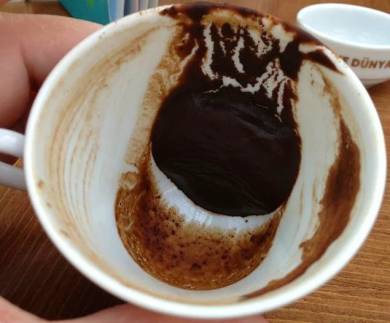 معنی و تعبیر شکل زن باردار [حامله] در فال قهوه چیست