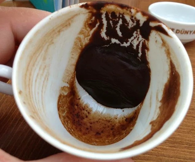 معنی و تعبیر شکل زن باردار [حامله] در فال قهوه چیست ؟