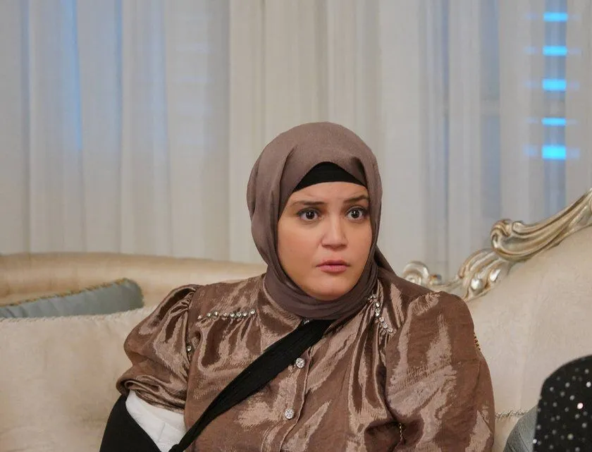 قسمت ۲۷۵ سریال ترکی شربت زغال اخته